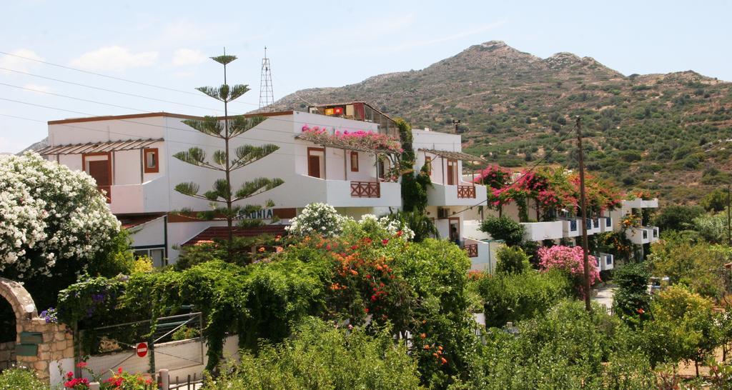 Armonia Hotel Matala Exterior foto